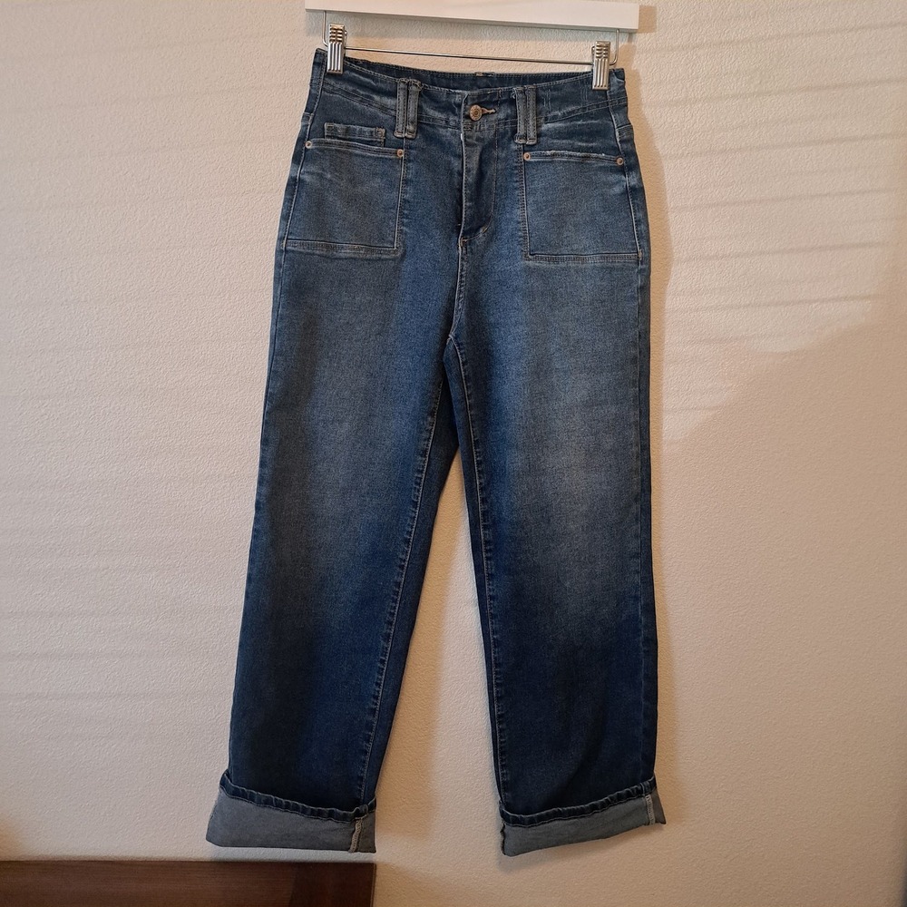 High Rise Straight Leg Patch Pocket Jeans Medium Wash Blue Size 4